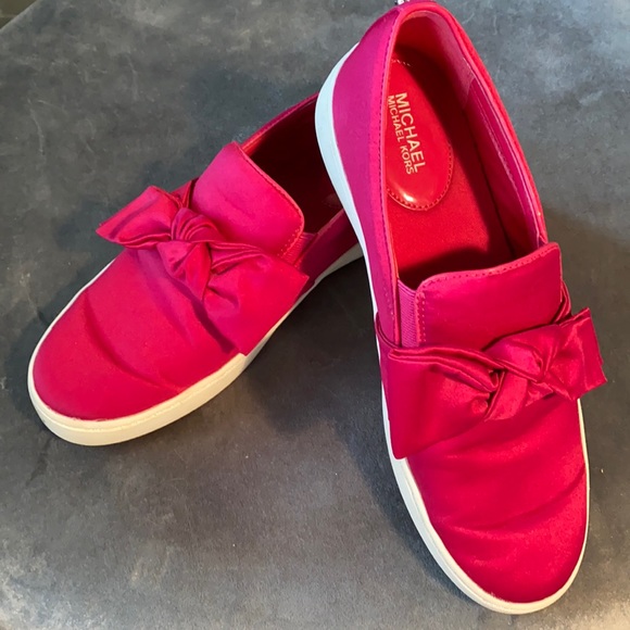 MICHAEL Michael Kors Shoes - Micheal Kors Pink Satin Bow Loafer Sneaker 7.5